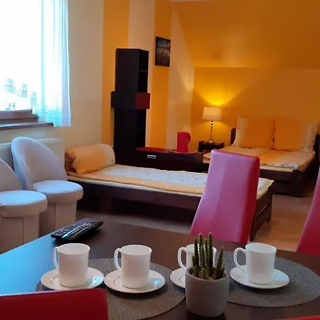 ホームステイ Ewa Wczasy